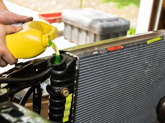 O que é melhor água ou aditivo?